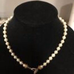 Nolan Miller Glamour Collection Veneto Simulated Pearl Toggle Necklace 18"